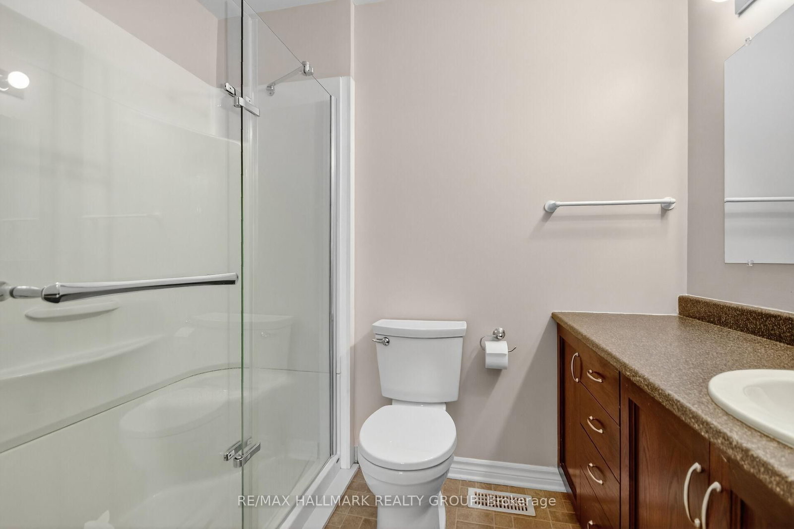 600 Sunbeam Private • Richmond, ON photo 37