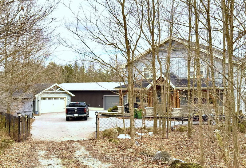 129 Blue Jay Cres, Grey Highlands, N0C 1H0 | Image 2