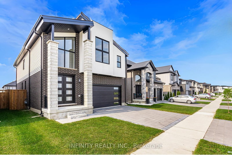 157 Crestview Dr, Middlesex Centre, N0L 1R0 | Image 2