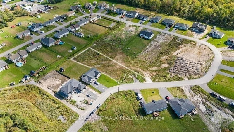 289 ROXANNE St, Clarence-Rockland, K0A 1N0 | Image 3