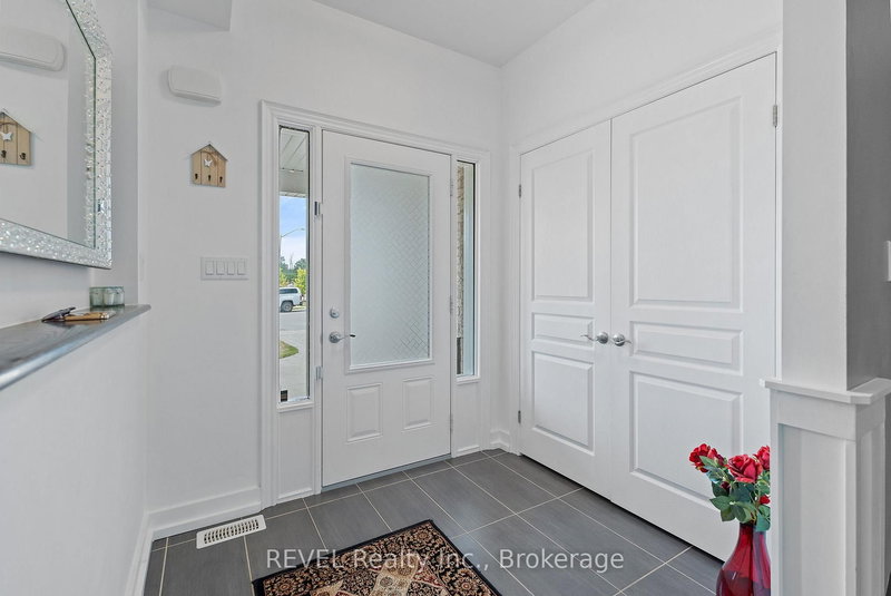 1018 Kerby St, Fort Erie, L2A 0B9 | Image 3