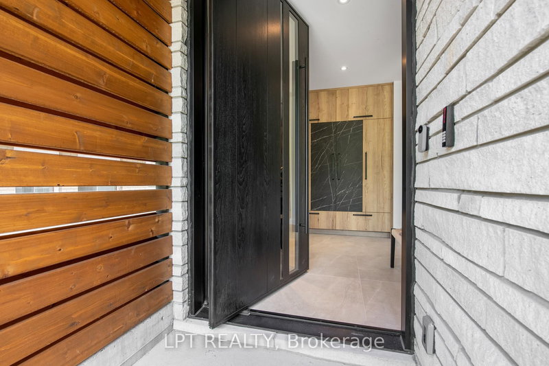 322 PERRIER Ave, Ottawa, K1L 5C7 | Image 3