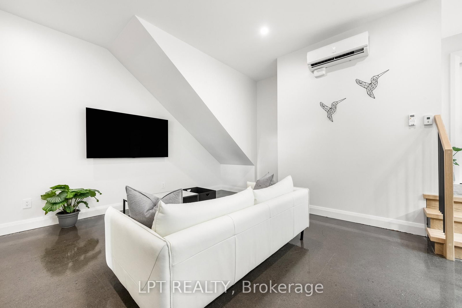 Semi-Detached House for sale at 322 PERRIER Avenue, Ottawa, Ontario, K1L 5C7 - Vanier - MLS: X12590958