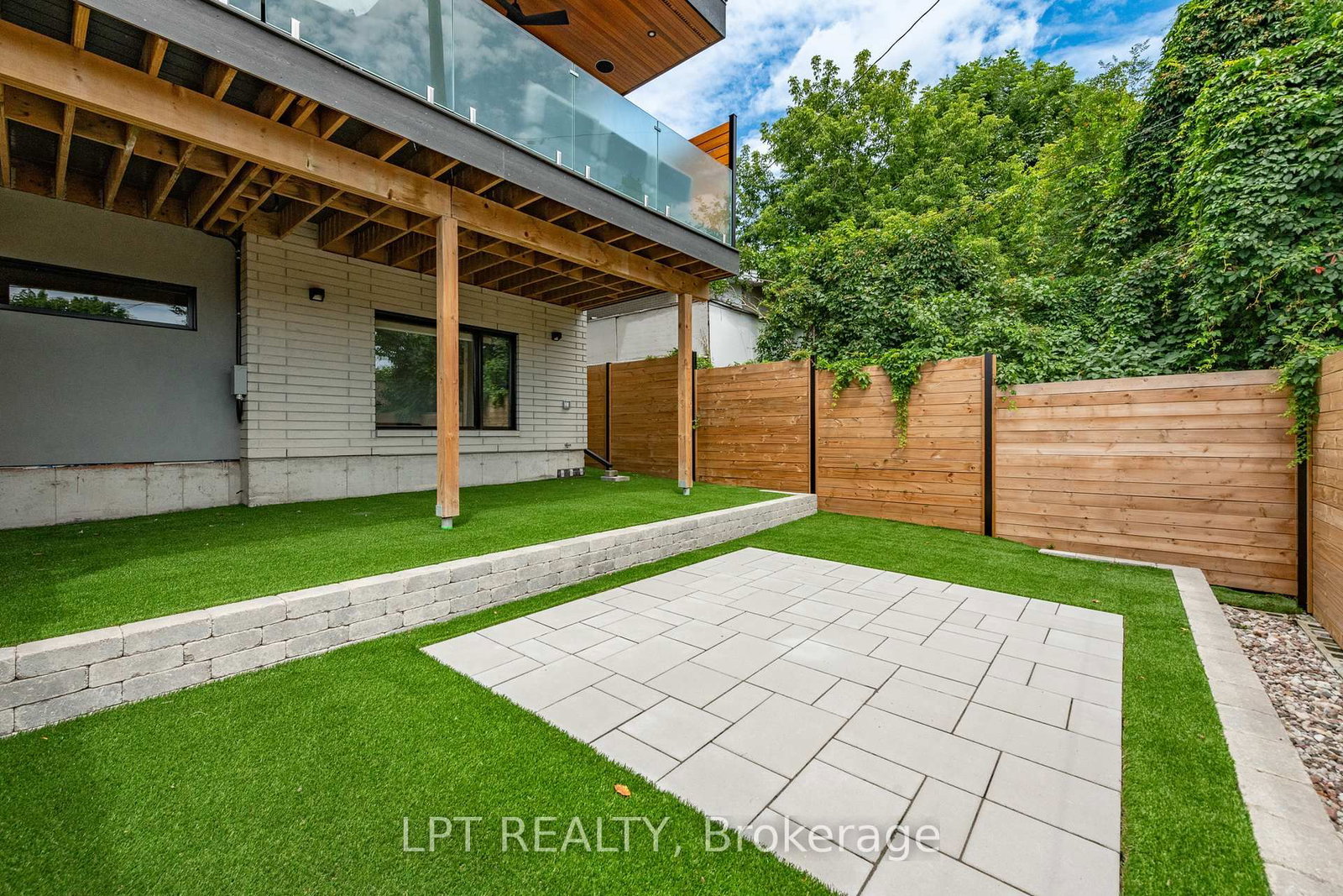 Semi-Detached House for sale at 322 PERRIER Avenue, Ottawa, Ontario, K1L 5C7 - Vanier - MLS: X12590958