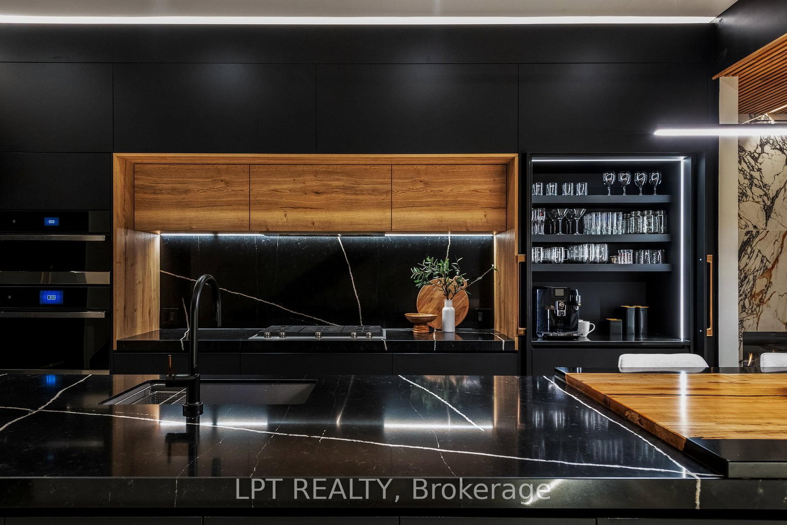 Semi-Detached House for sale at 322 PERRIER Avenue, Ottawa, Ontario, K1L 5C7 - Vanier - MLS: X12590958