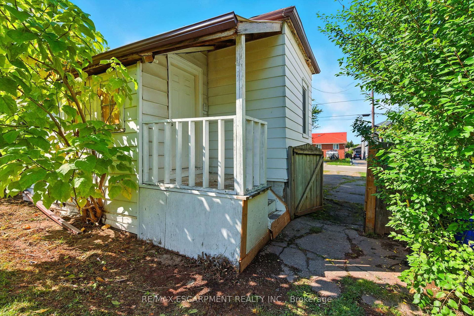 22 Worsley Road - Photo 38