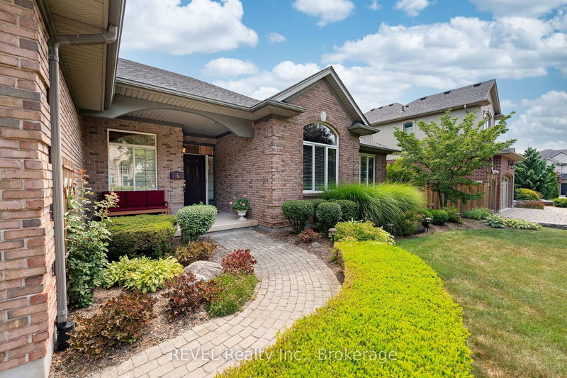 5 Beechwood Cres, Pelham, L0S 1E7 | Image 3