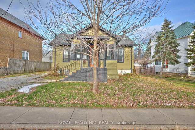 4639 Eastwood Crescent