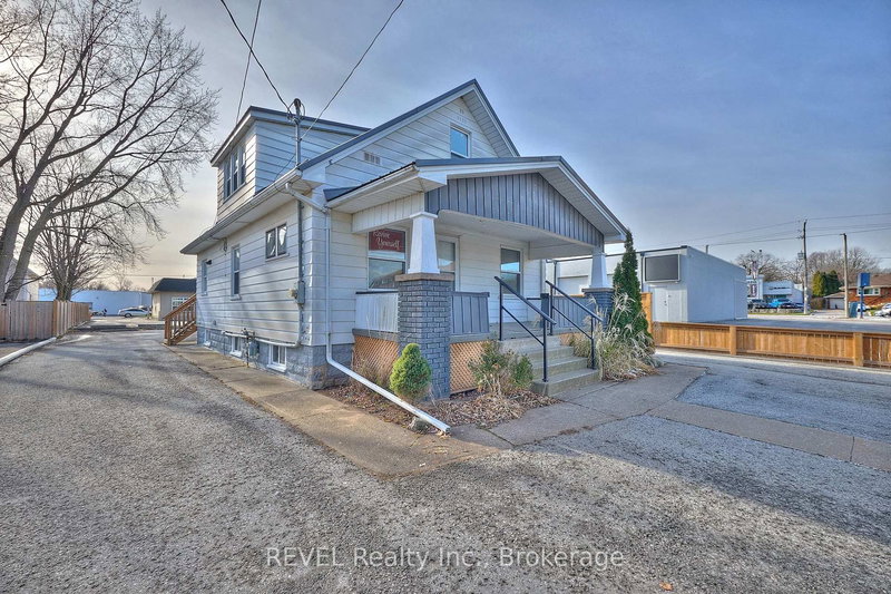 home for lease on Upper-6172 William Street