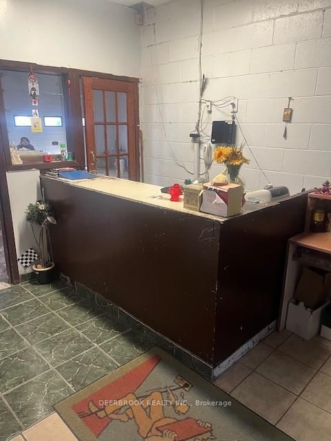 1429 Randolph Ave, Windsor, N9B 2V5 | Image 2