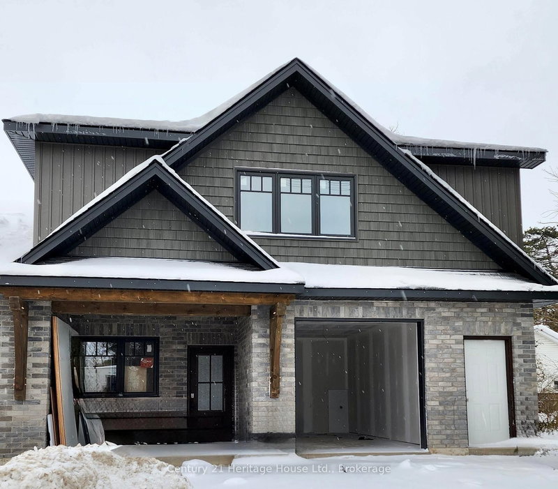 home for lease on 323 Arthur Street