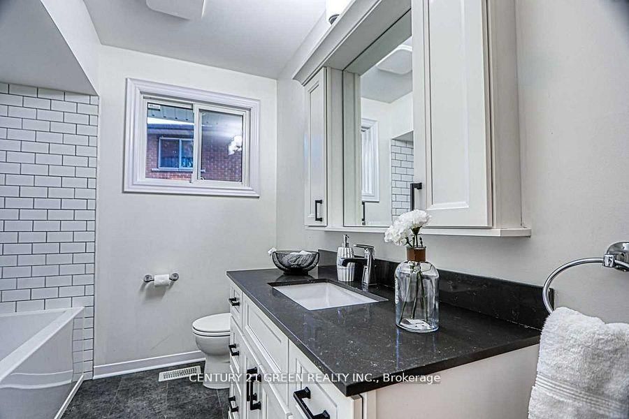 164 Gardiner Drive • Hamilton, ON photo 20