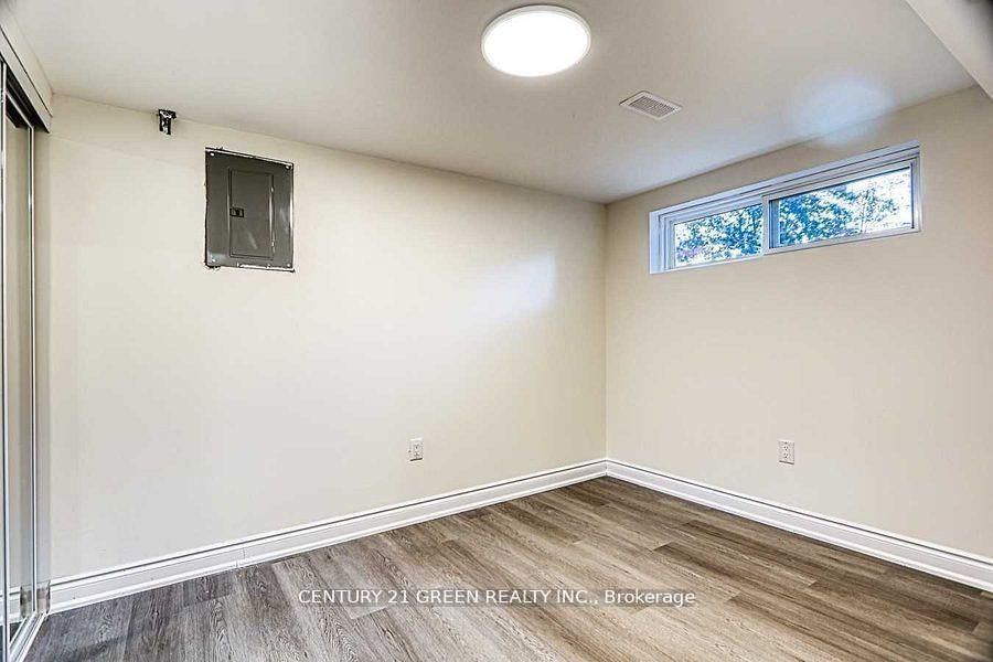 164 Gardiner Drive • Hamilton, ON photo 31