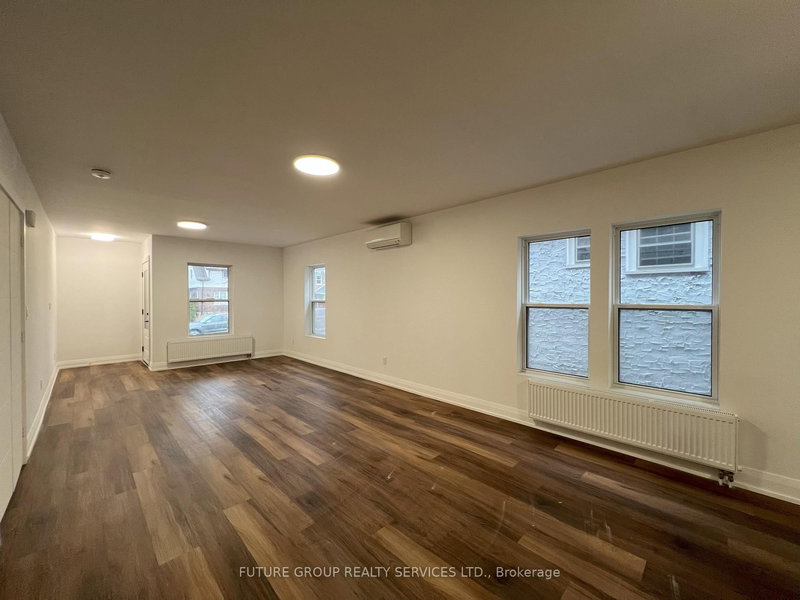 1 - 4876 Simcoe St, Niagara Falls, L2E 1V9 | Image 3