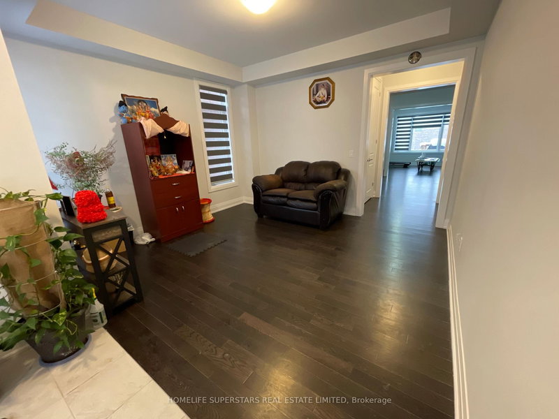 795 Queenston Blvd, Woodstock, N4T 0N1 | Image 2