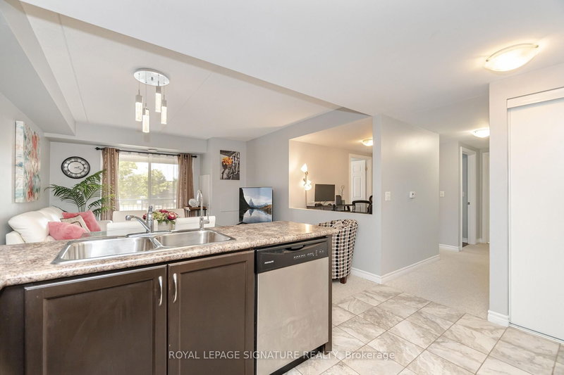 111 - 67 Kingsbury Sq, Guelph, N1L 0L3 | Image 3