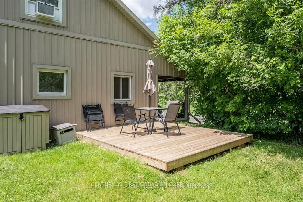 705 Conservation Drive, Unit Unit A - Photo 33