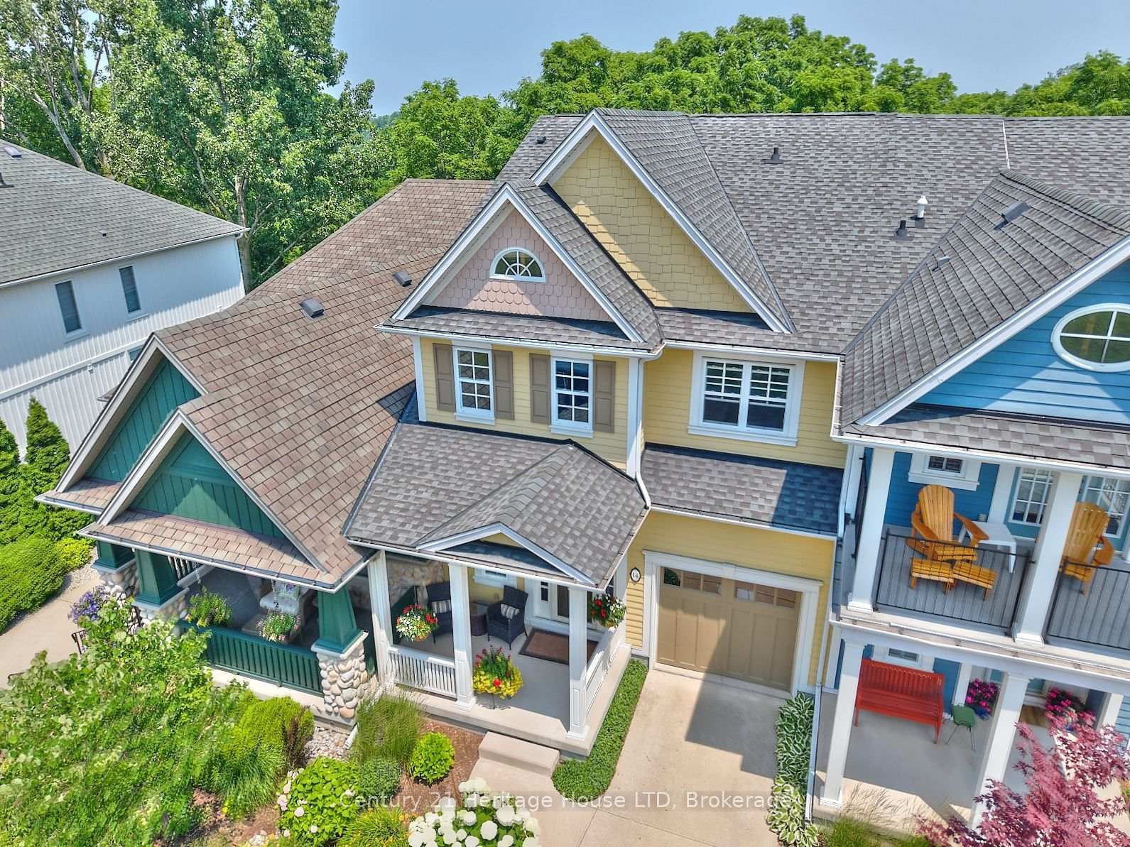 Townhouse for sale at 14 Tulip Tree Common, St. Catharines, Ontario, L2S 4C8 - Grapeview - MLS: X12597772