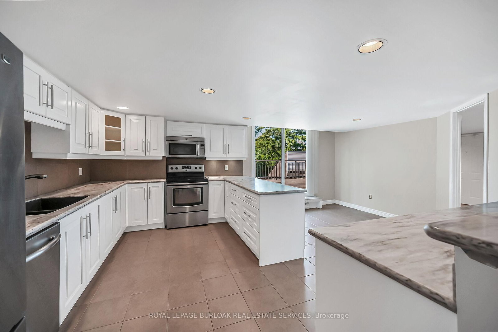 Condo for sale at PH1-150 Wilson Street, Hamilton, Ontario, L9G 4E7 - Ancaster - MLS: X12598532