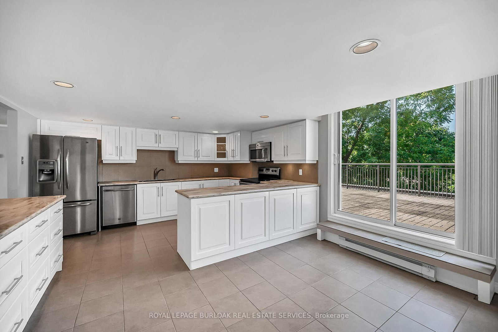 Condo for sale at PH1-150 Wilson Street, Hamilton, Ontario, L9G 4E7 - Ancaster - MLS: X12598532