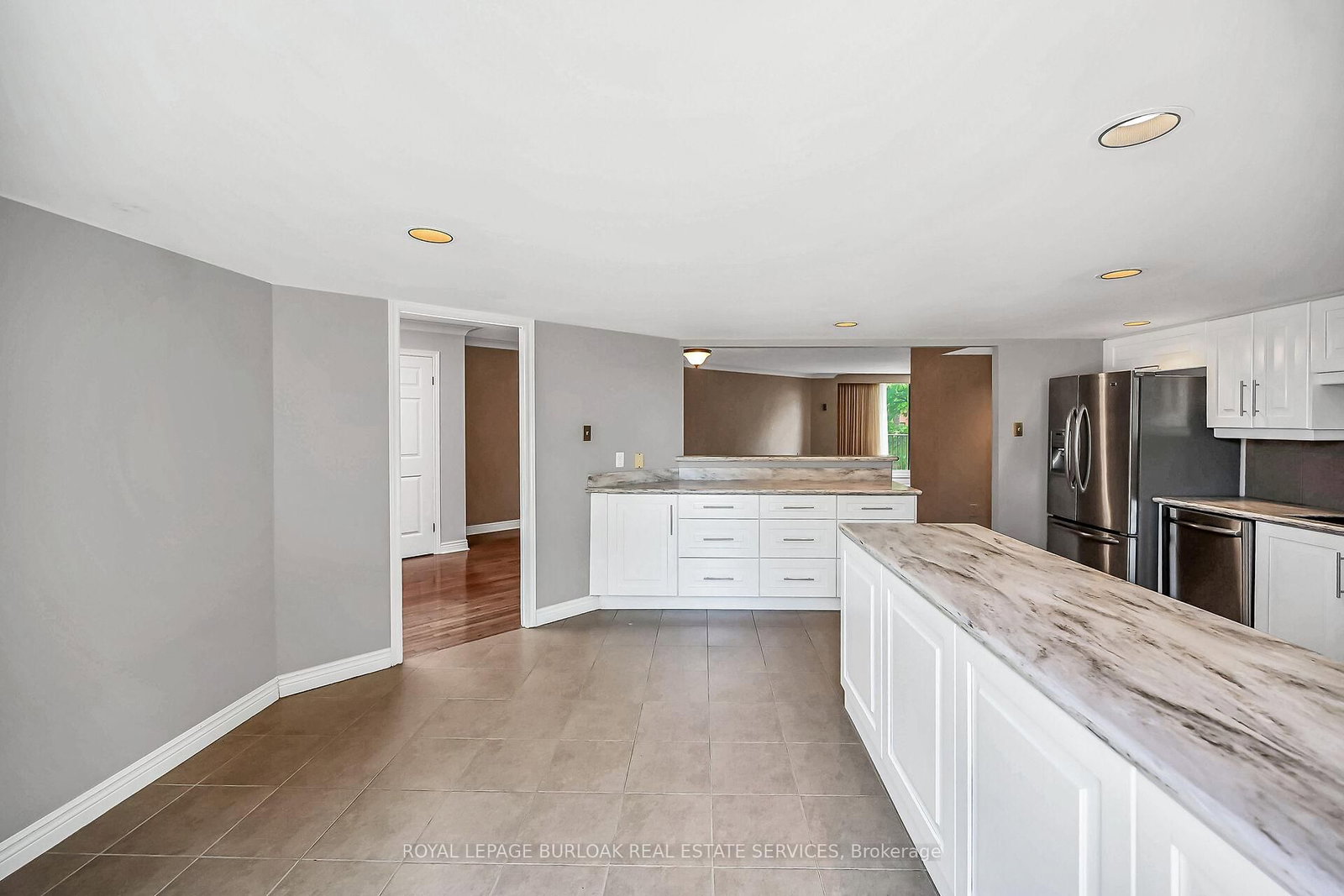 Condo for sale at PH1-150 Wilson Street, Hamilton, Ontario, L9G 4E7 - Ancaster - MLS: X12598532