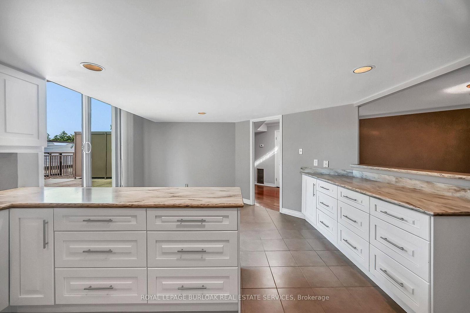 Condo for sale at PH1-150 Wilson Street, Hamilton, Ontario, L9G 4E7 - Ancaster - MLS: X12598532