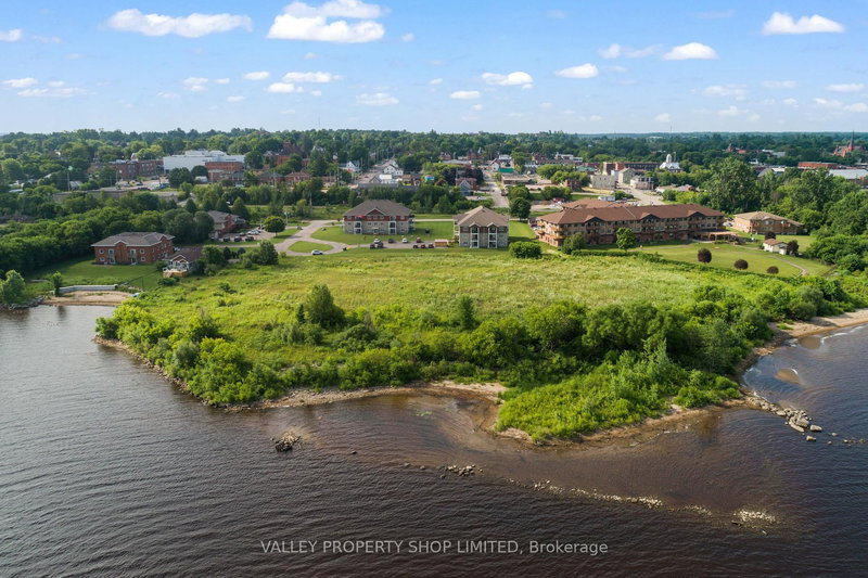 00 Maple Ave N, Pembroke, K8A 1M1 | Image 2