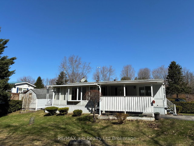 33 Linda Lane - 592968 County Road 13 Road