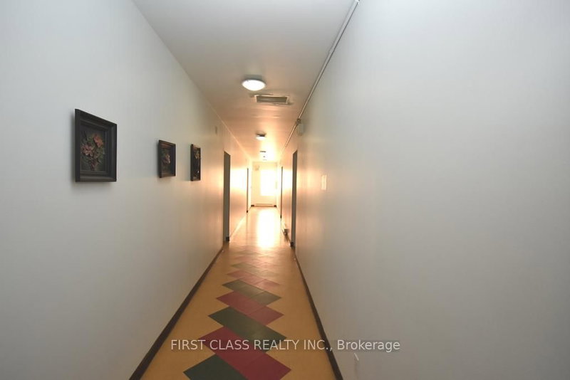 6 - 18 Market St, Brantford, N3T 2Z5 | Image 2