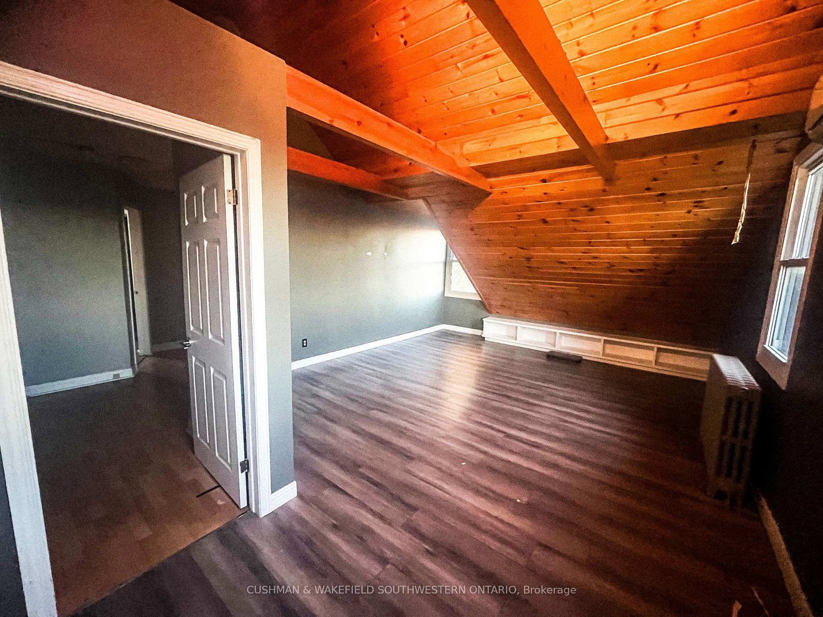 1891 Wharncliffe Road S, Unit Office - Photo 5