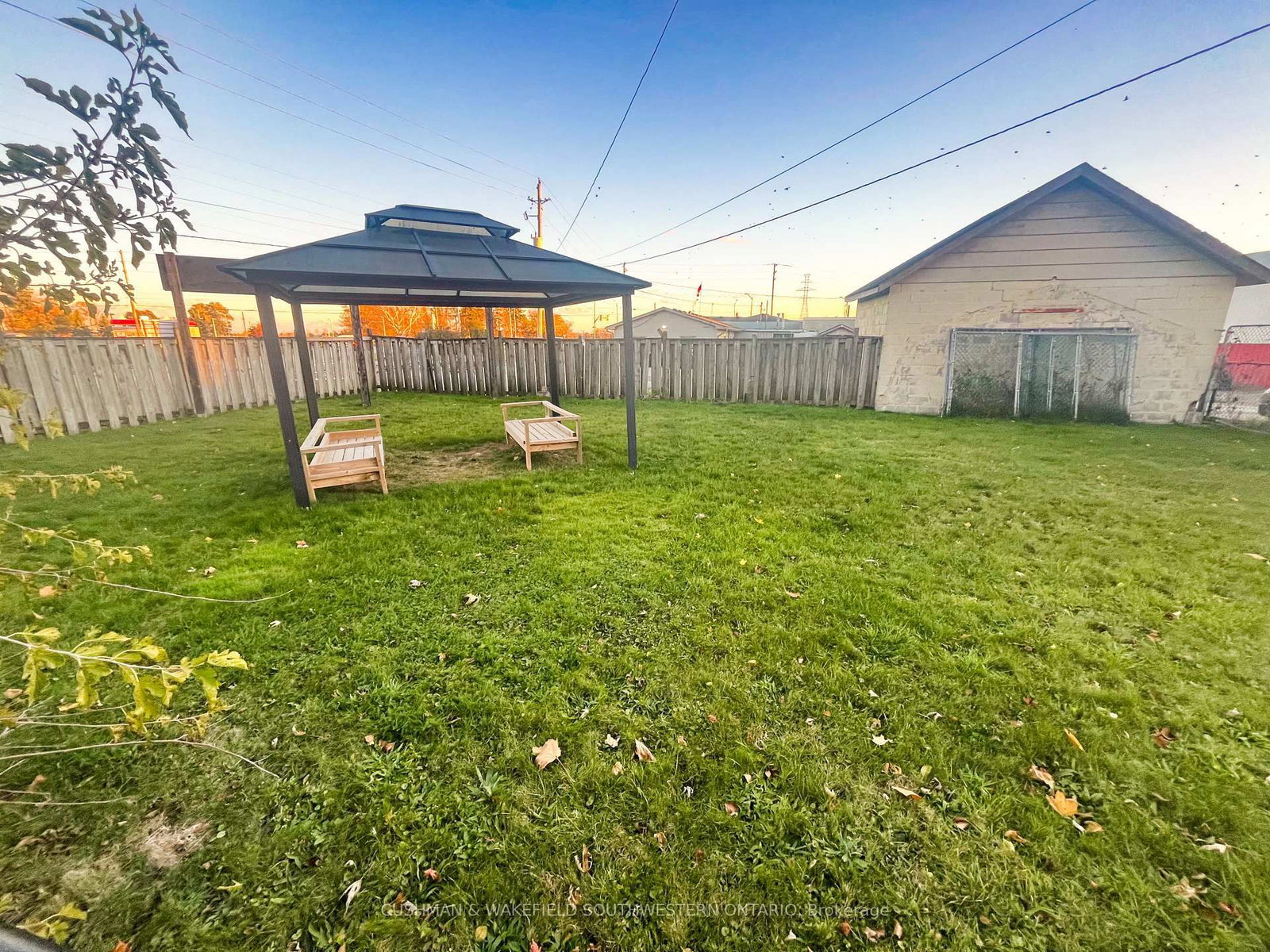 1891 Wharncliffe Road S, Unit Office - Photo 6