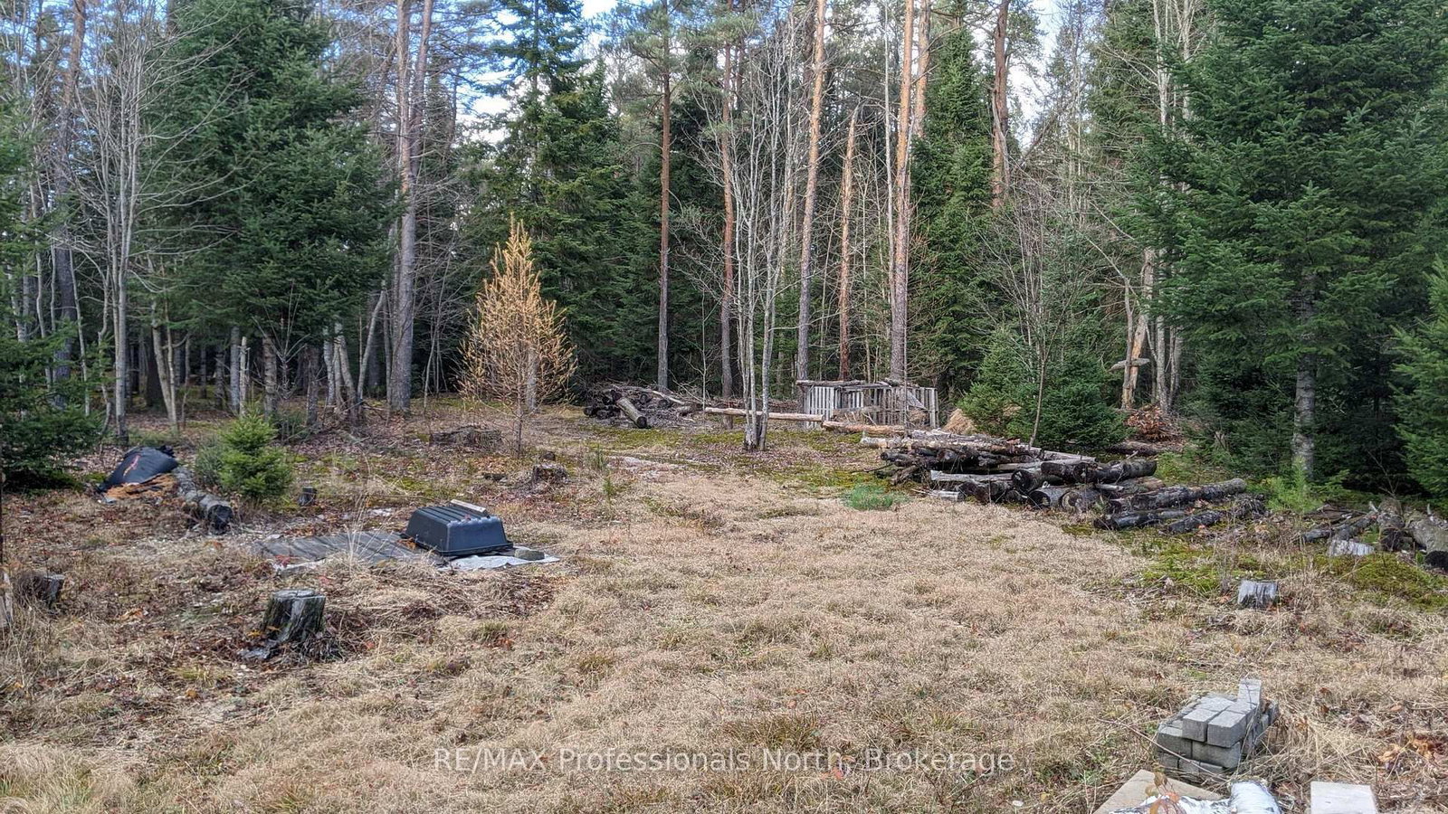 Vacant Land for sale at 124 Cardwell Lake Road, Huntsville, Ontario, P0B 1M0 - Stisted - MLS: X12600966