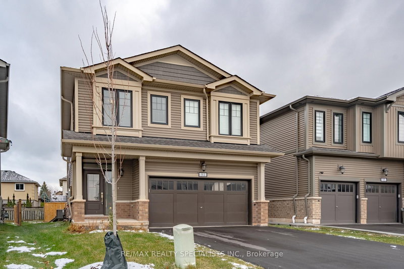 51 Starfire Cres, Hamilton, L8E 0K8 | Image 2