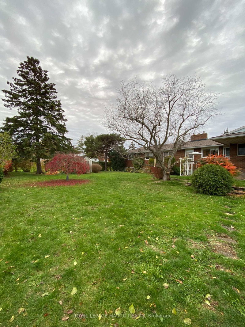 232 McNeilly Rd, Hamilton, L8E 5H9 | Image 3