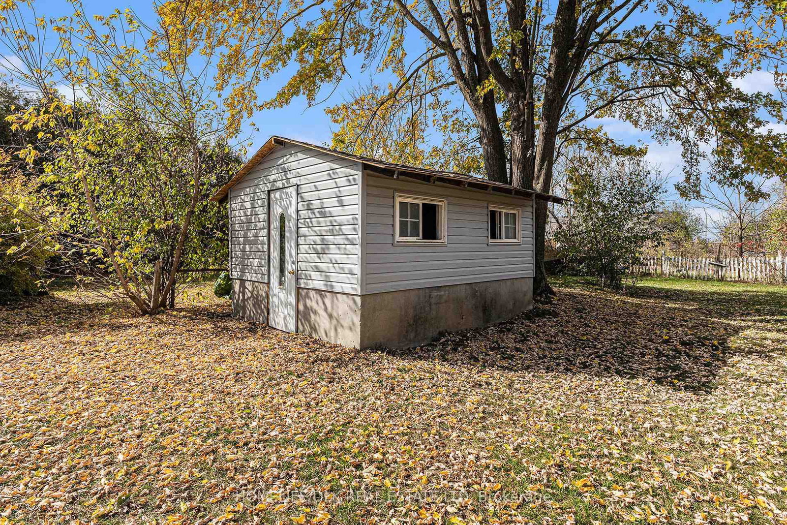 Listing Image 33