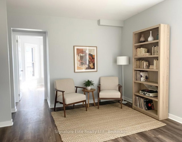 2 - 193 Wentworth Street N