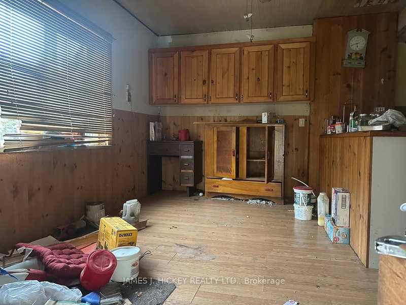 979 Lea St, Pembroke, K8A 6H9 | Image 3