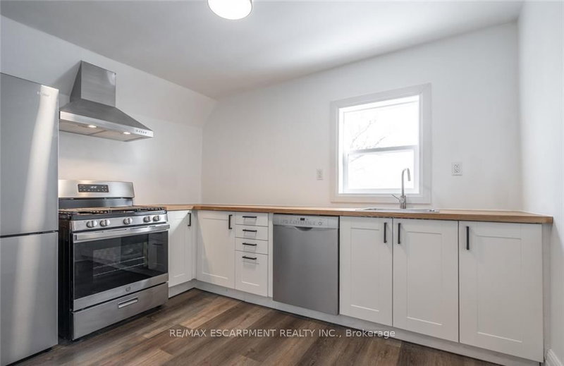 home for lease on 2-198 Sherman Avenue N