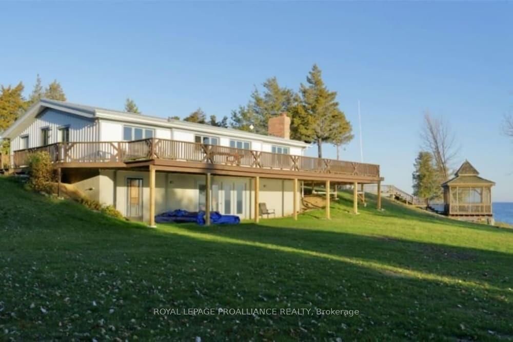 217 Cemetary Lane, Prince Edward County 2