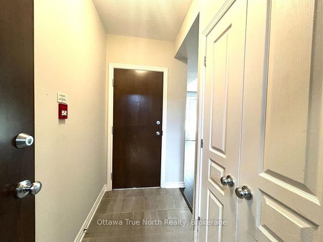 F - 1032 Beryl Private