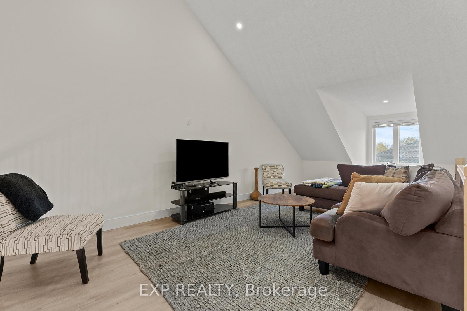 744 Nelson Street W • #31 • Norfolk, ON photo 26