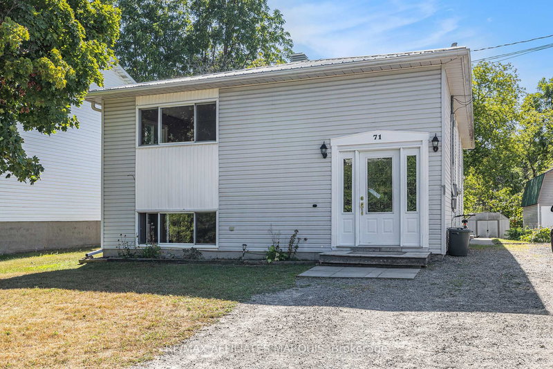 71 Stephen St, Smiths Falls, K7A 1K7 | Image 3