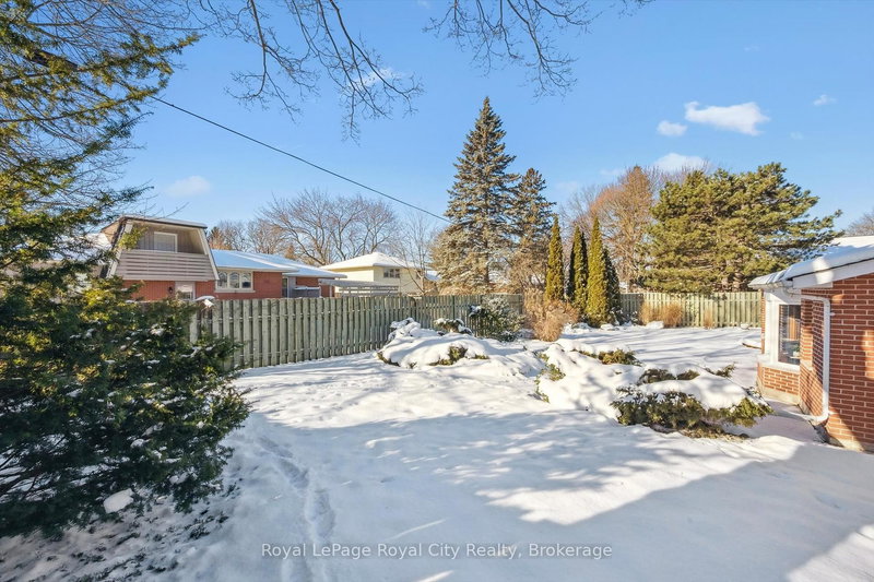 67 Woodside Rd, Guelph, N1G 2H1 | Image 2