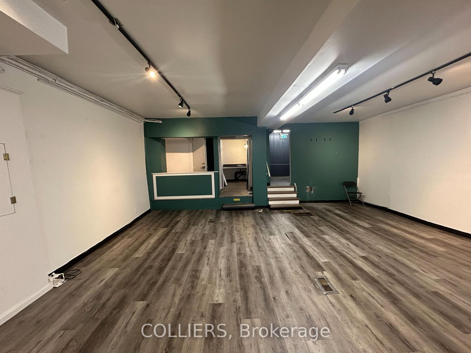 297 James Street N - Photo 3