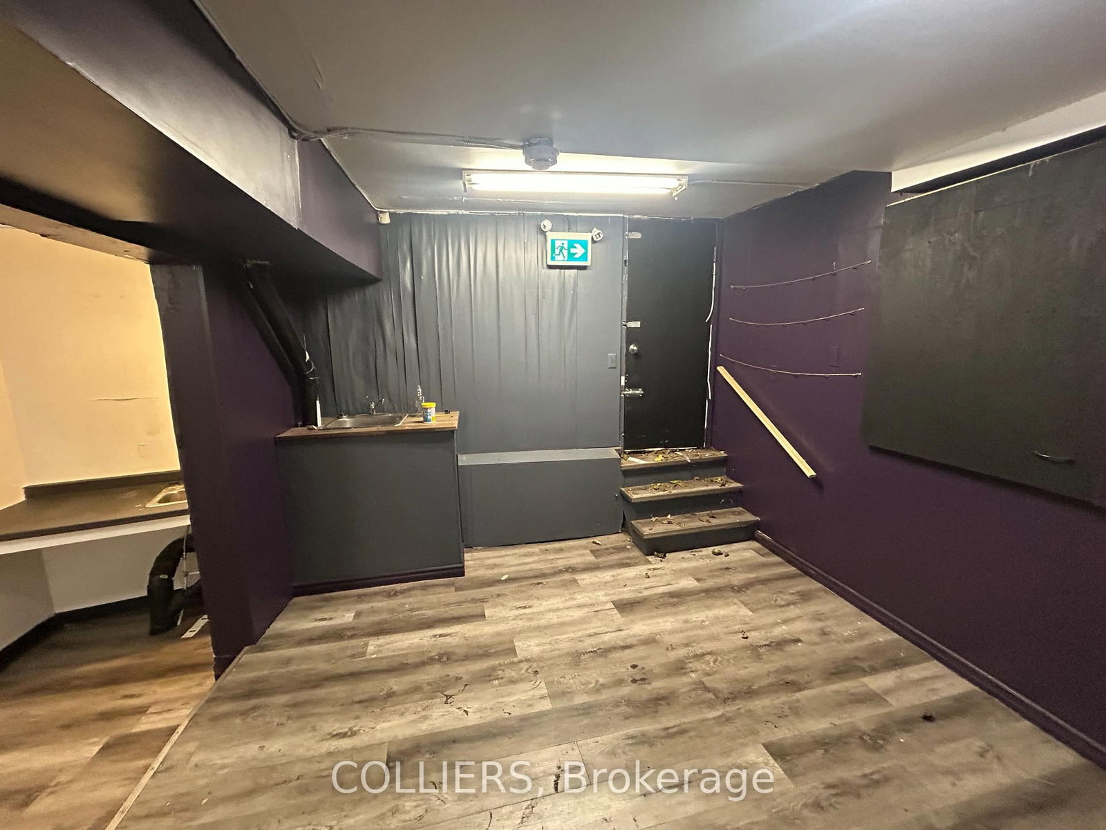 297 James Street N - Photo 6