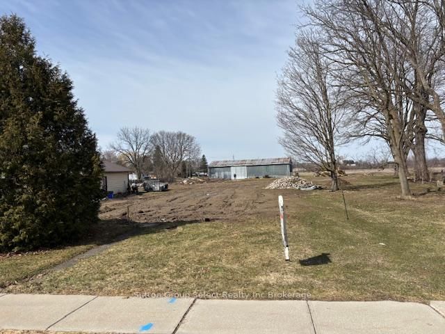 639 Mount Pleasant Road S S