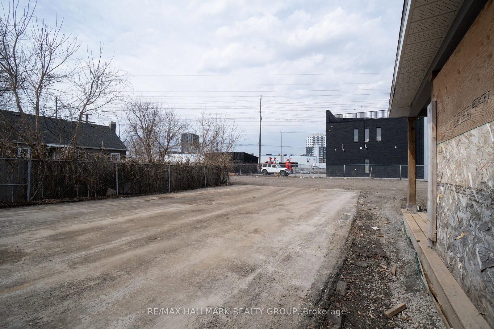 890 Churchill Avenue S - Photo 17