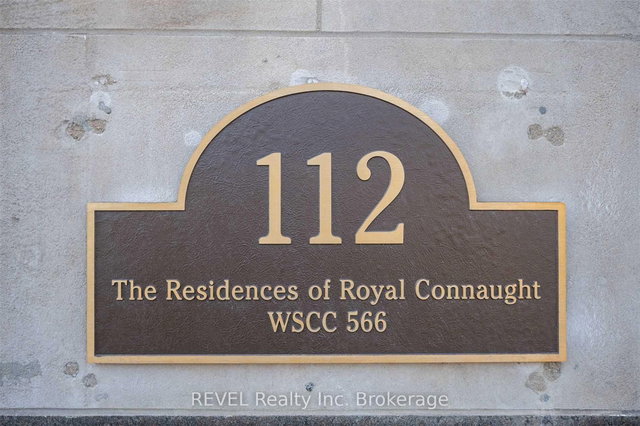 907 - 112 King Street E