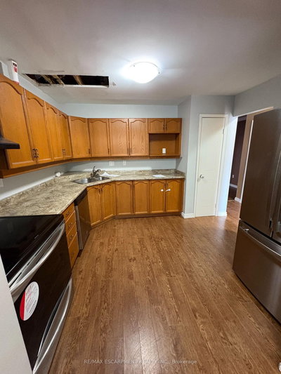 Unit 29 — 1247 HURON Street — photo 3
