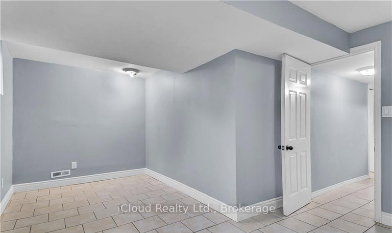 Bsmt - 967 Prosperity Crt, London East, N5V 5G9 | Image 3